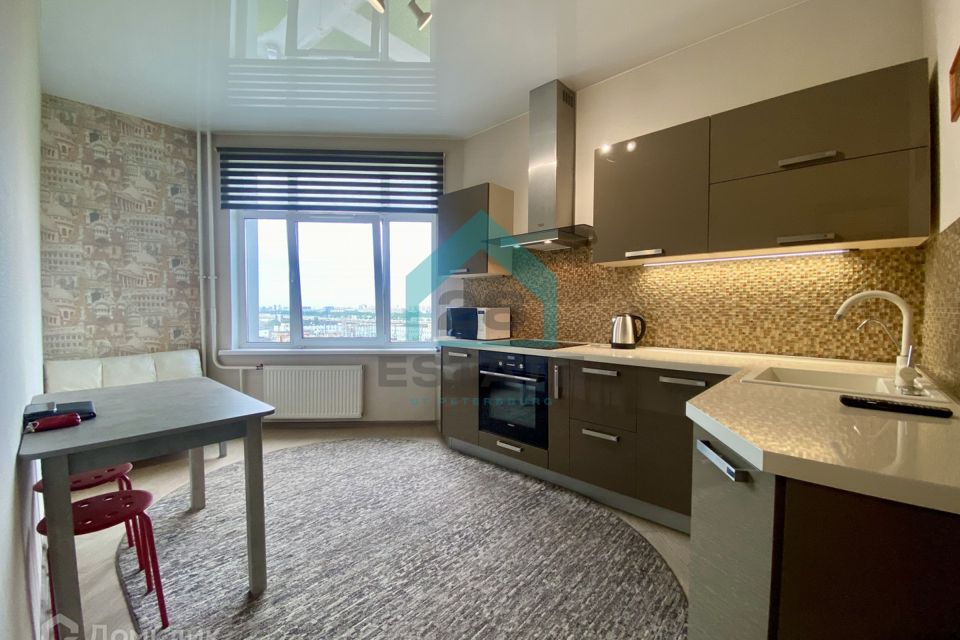 Продаётся 1-комнатная квартира, 47 м²
