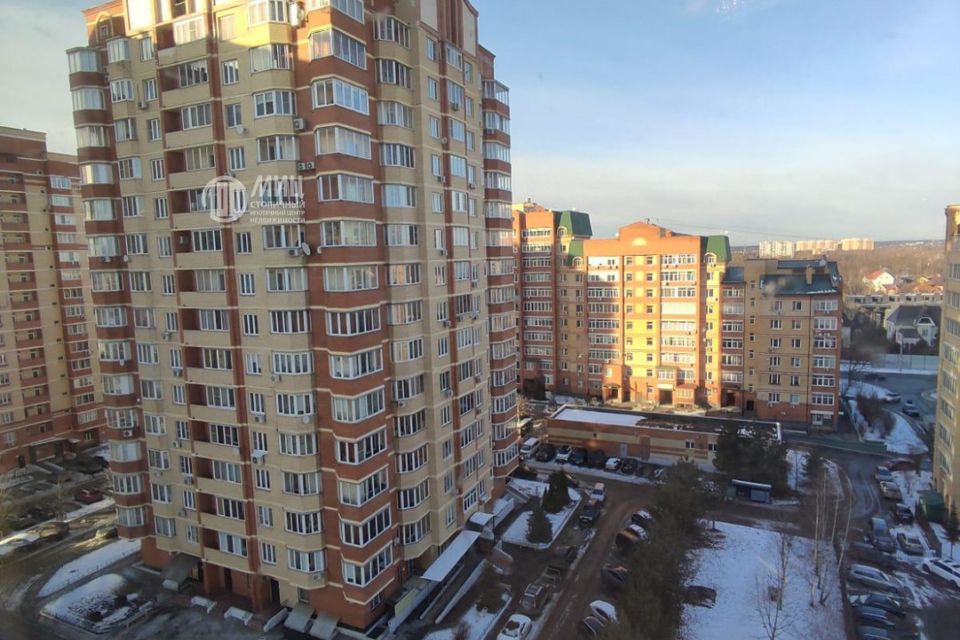 Продаётся 2-комнатная квартира, 74.1 м²