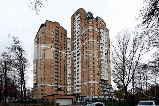 Продаётся 4-комнатная квартира, 105.5 м²