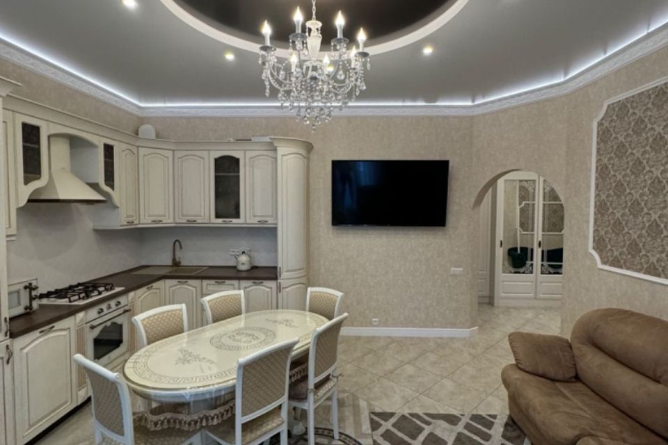 Продаётся 2-комнатная квартира, 67.8 м²
