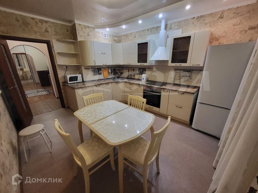 Сдаётся 2-комнатная квартира, 78 м²