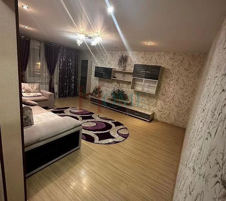 Сдаётся 2-комнатная квартира, 80 м²
