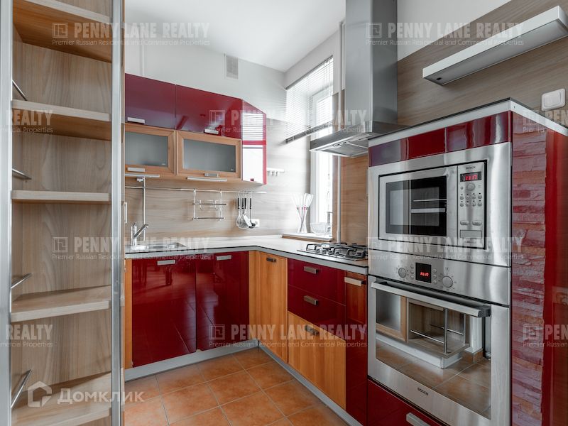 Сдаётся 2-комнатная квартира, 70 м²