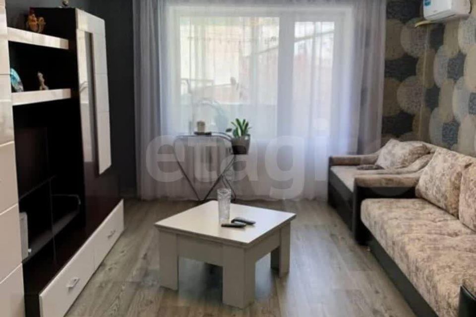 Продаётся 3-комнатная квартира, 59.7 м²