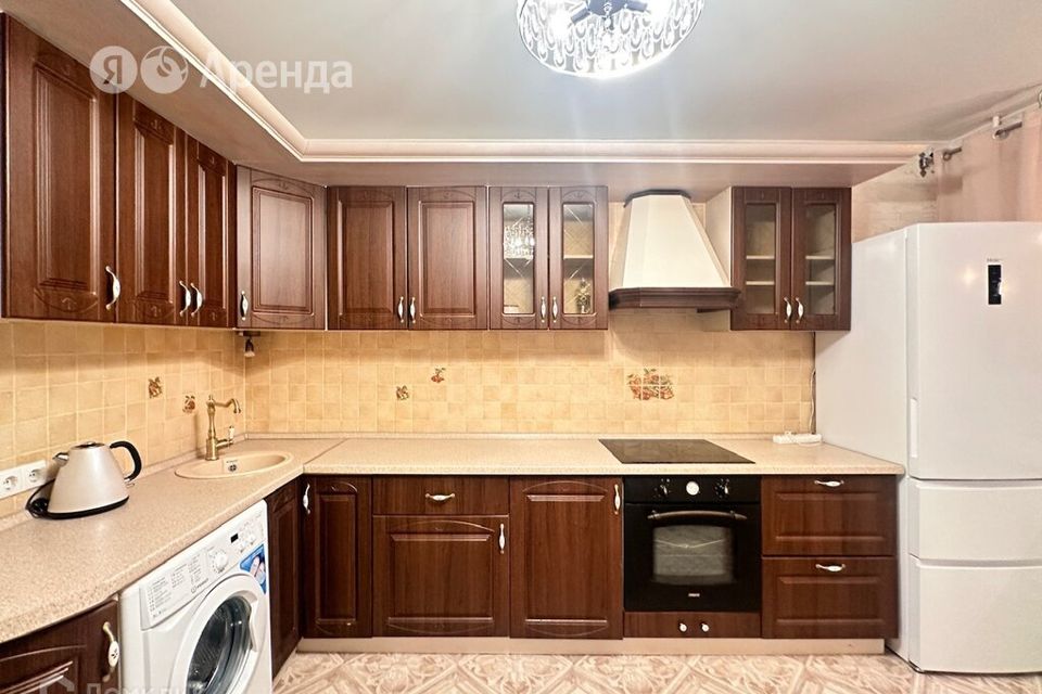 Сдаётся 2-комнатная квартира, 58 м²