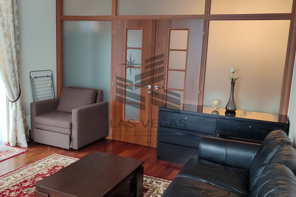 Сдаётся 3-комнатная квартира, 100 м²