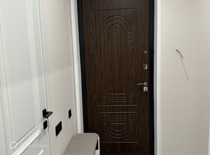 Продаётся 2-комнатная квартира, 82 м²