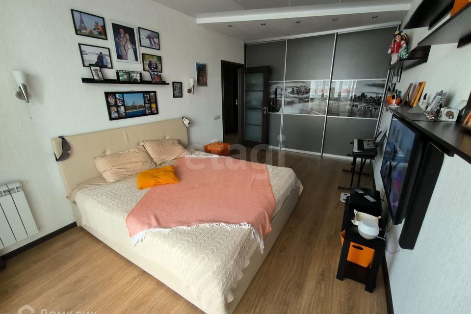 Продаётся 2-комнатная квартира, 75.5 м²
