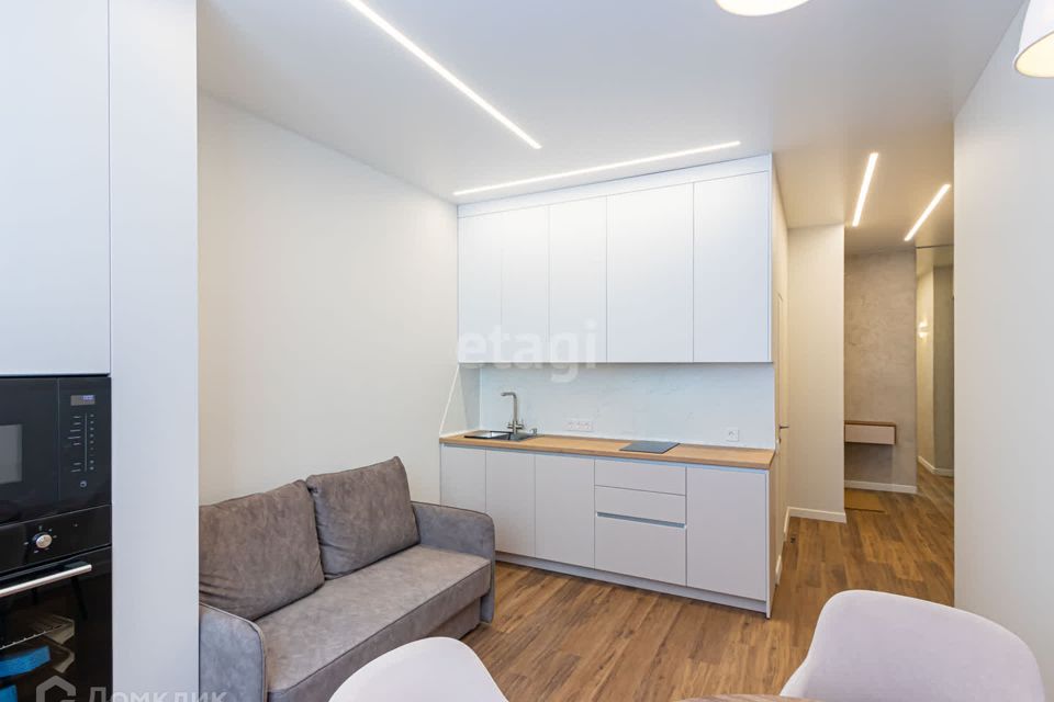 Продаётся 1-комнатная квартира, 38 м²
