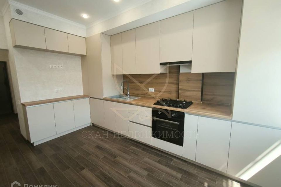 Продаётся 1-комнатная квартира, 43.7 м²