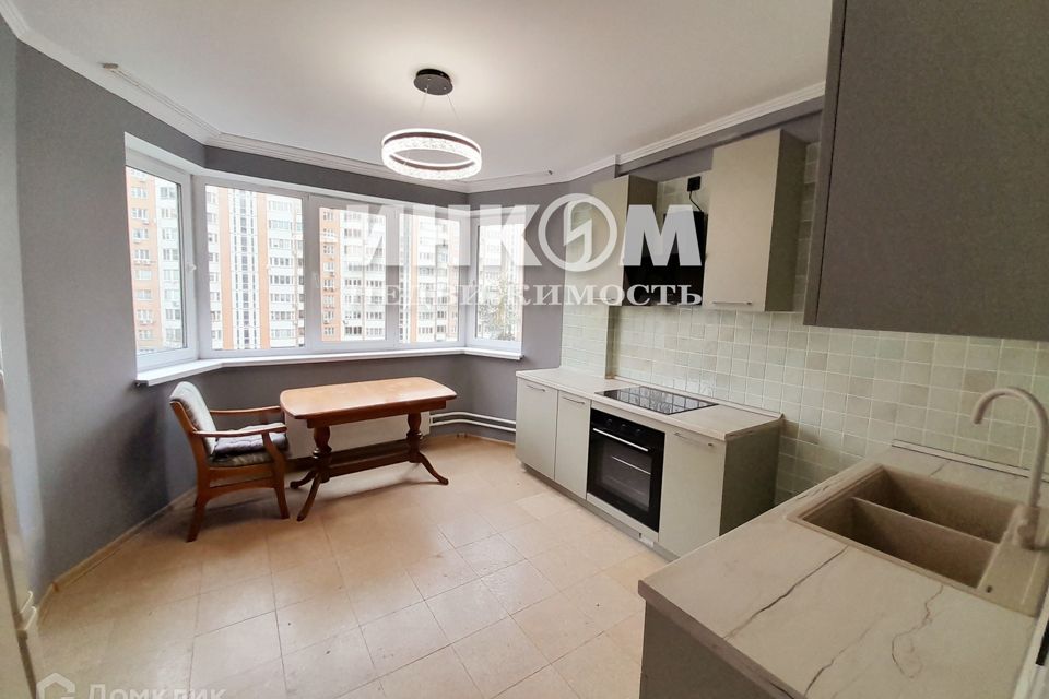 Сдаётся 2-комнатная квартира, 70 м²