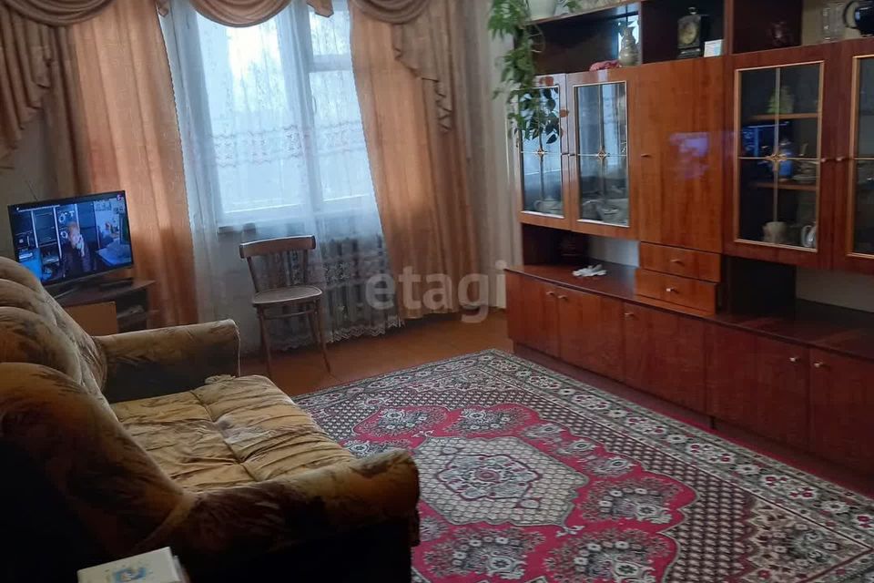 Продаётся 3-комнатная квартира, 49 м²