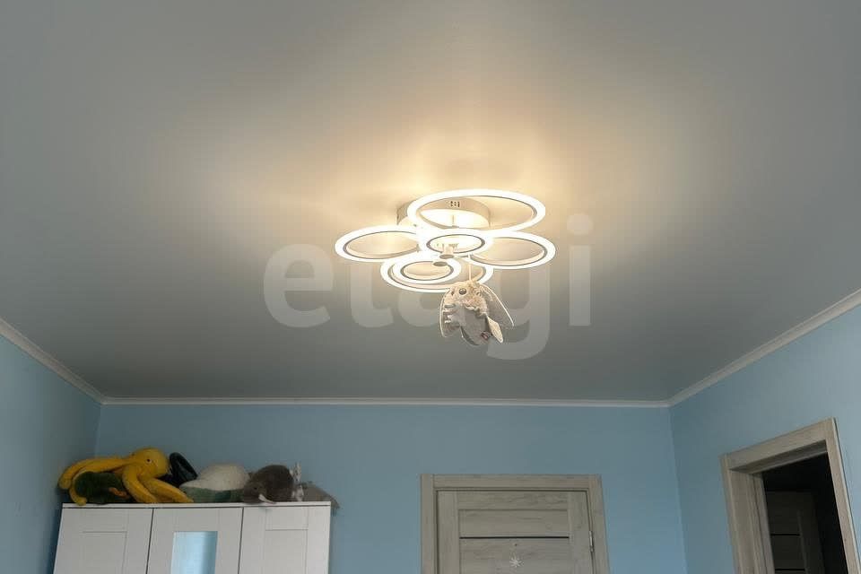 Продаётся 3-комнатная квартира, 62.4 м²