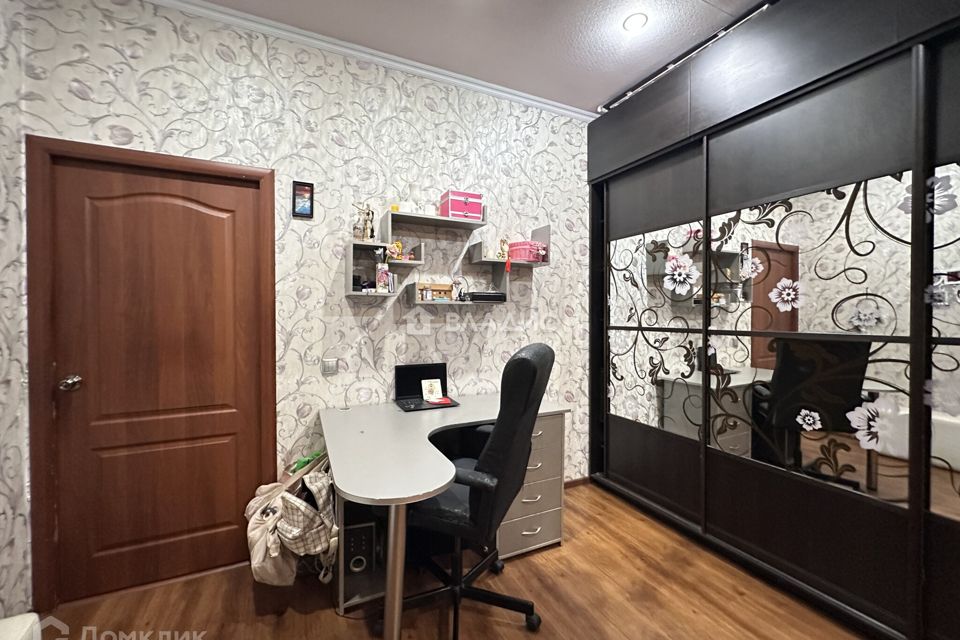 Продаётся 3-комнатная квартира, 61 м²