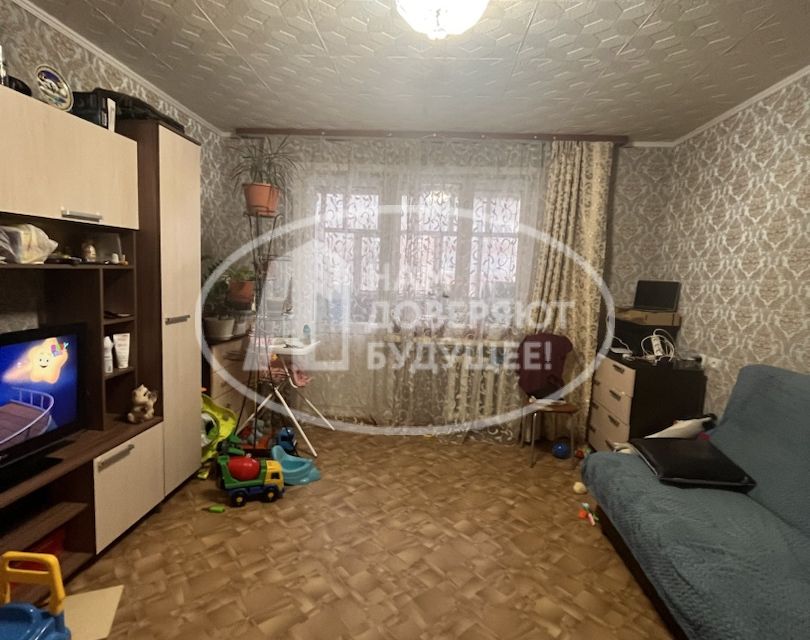 Продаётся 3-комнатная квартира, 59.6 м²