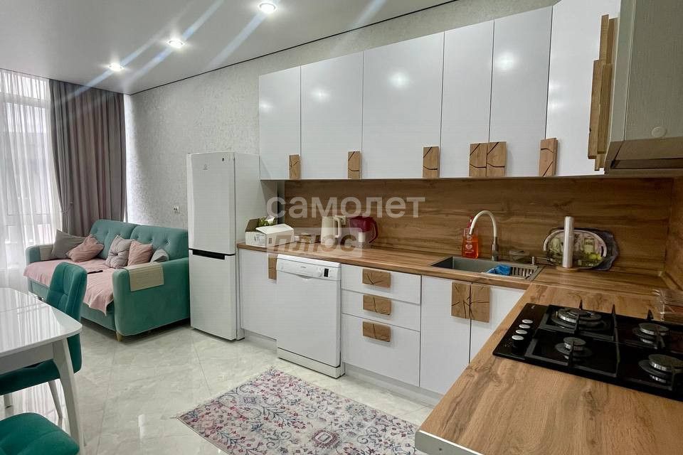 Продаётся 1-комнатная квартира, 50 м²