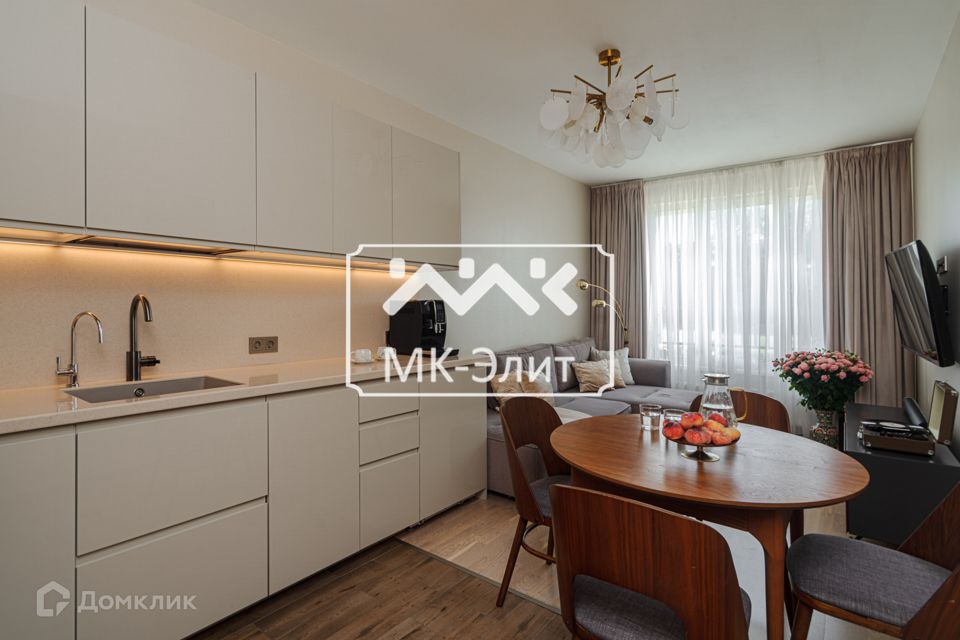 Продаётся 2-комнатная квартира, 71 м²
