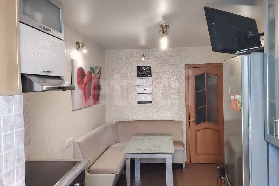 Продаётся 3-комнатная квартира, 93.3 м²