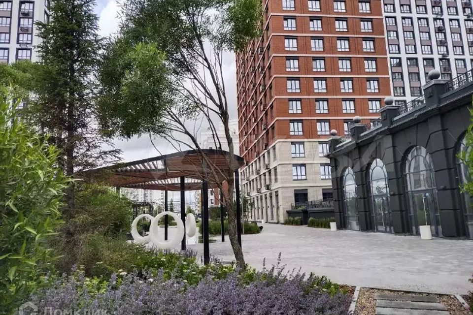 Продаётся 2-комнатная квартира, 63.7 м²