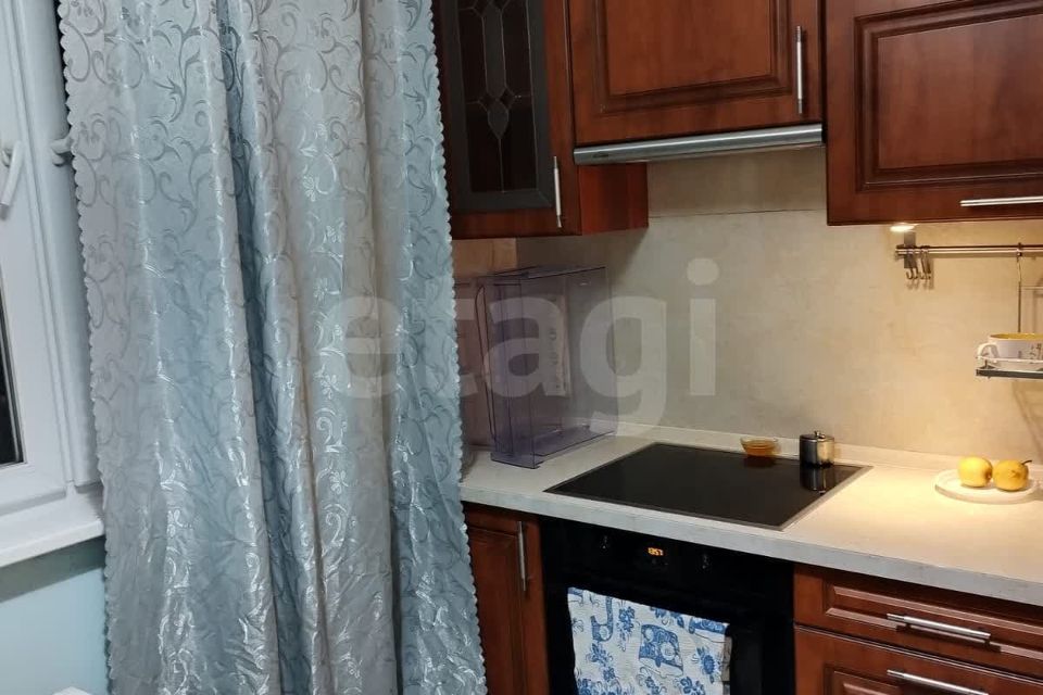 Продаётся 1-комнатная квартира, 38.6 м²