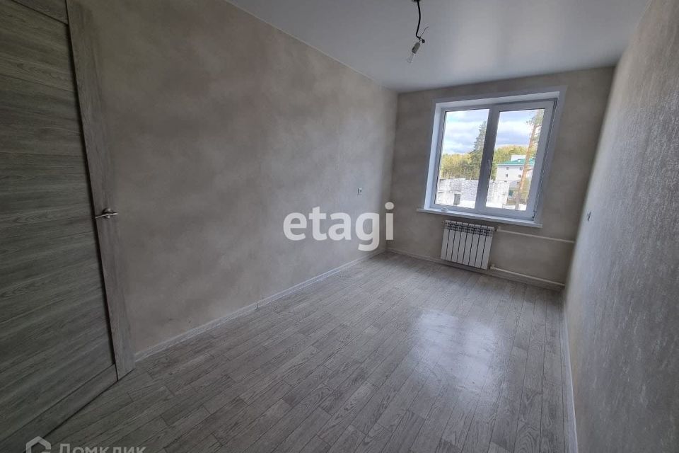 Продаётся 2-комнатная квартира, 48.3 м²