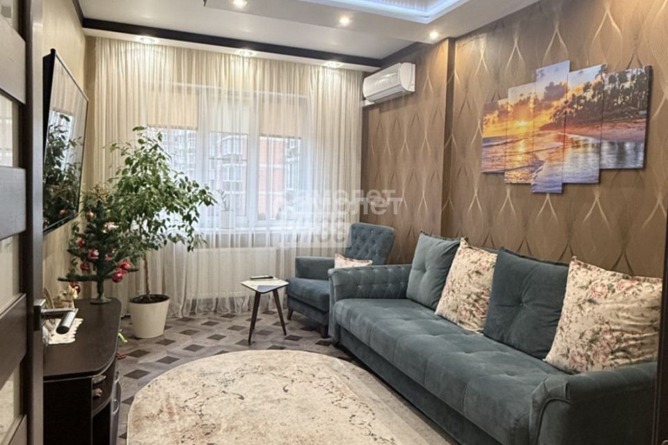 Продаётся 2-комнатная квартира, 65 м²