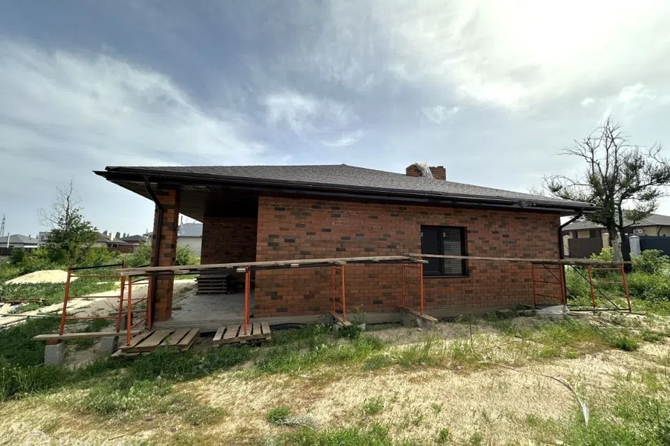 Продаётся 1-этажный дом, 130 м²