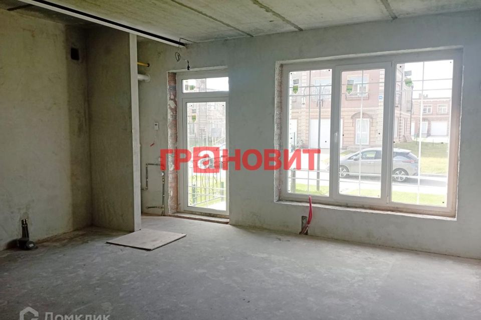 Продаётся 3-комнатная квартира, 53.9 м²