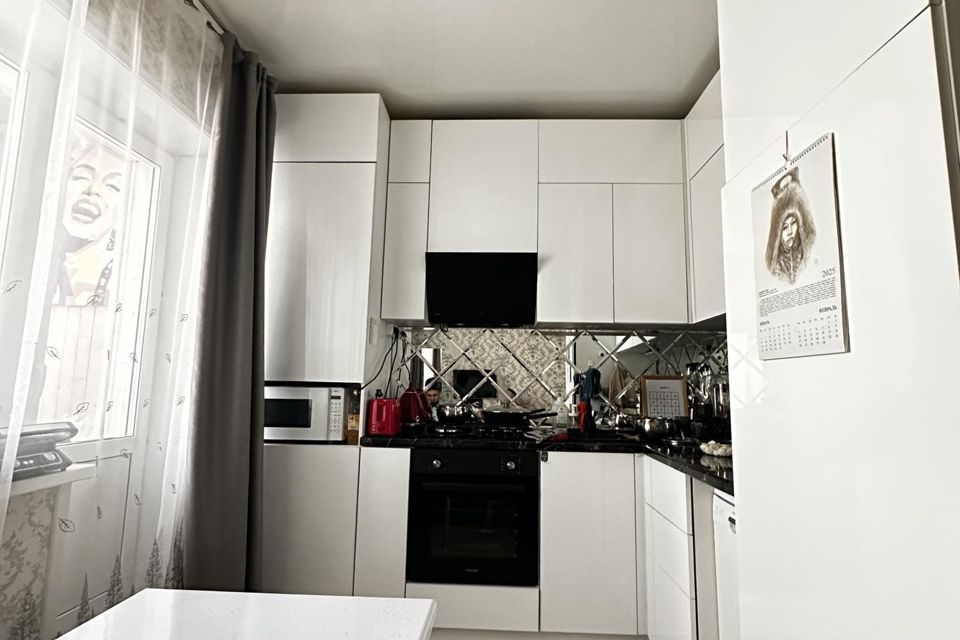 Продаётся 3-комнатная квартира, 79 м²