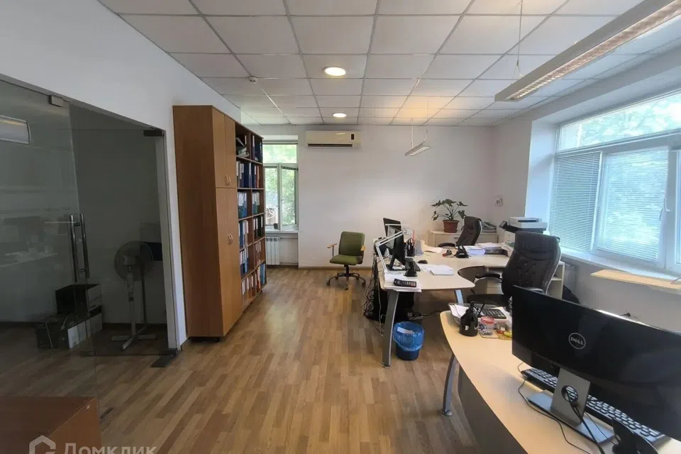 Продаётся помещение своб. назначения, 1466 м²