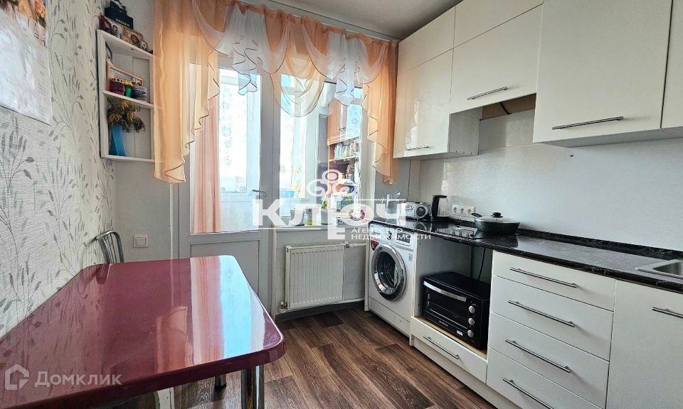 Продаётся 1-комнатная квартира, 35.8 м²