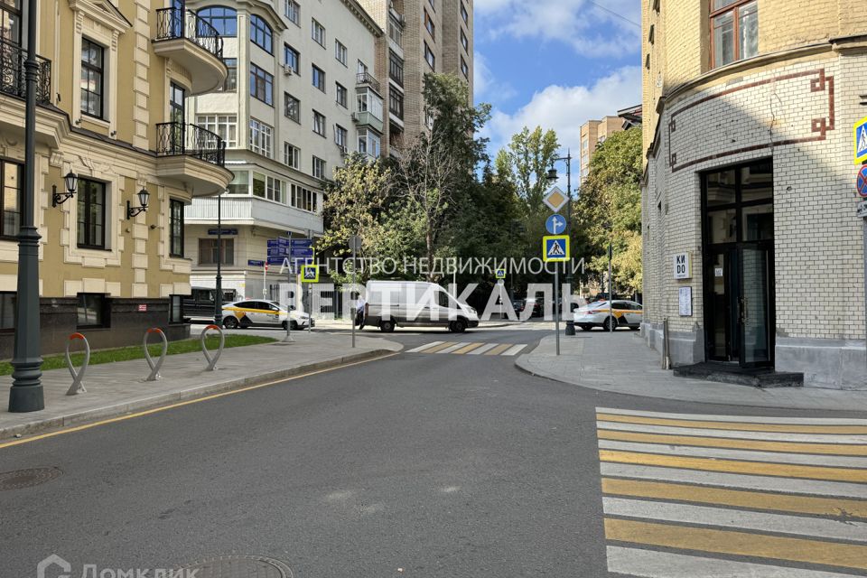 Сдаётся 3-комнатная квартира, 95 м²