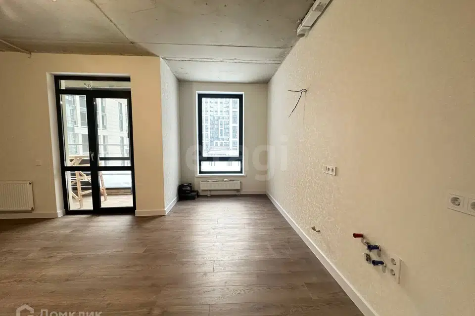 Продаётся 2-комнатная квартира, 75.1 м²