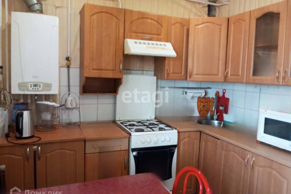 Продаётся 2-комнатная квартира, 63.8 м²