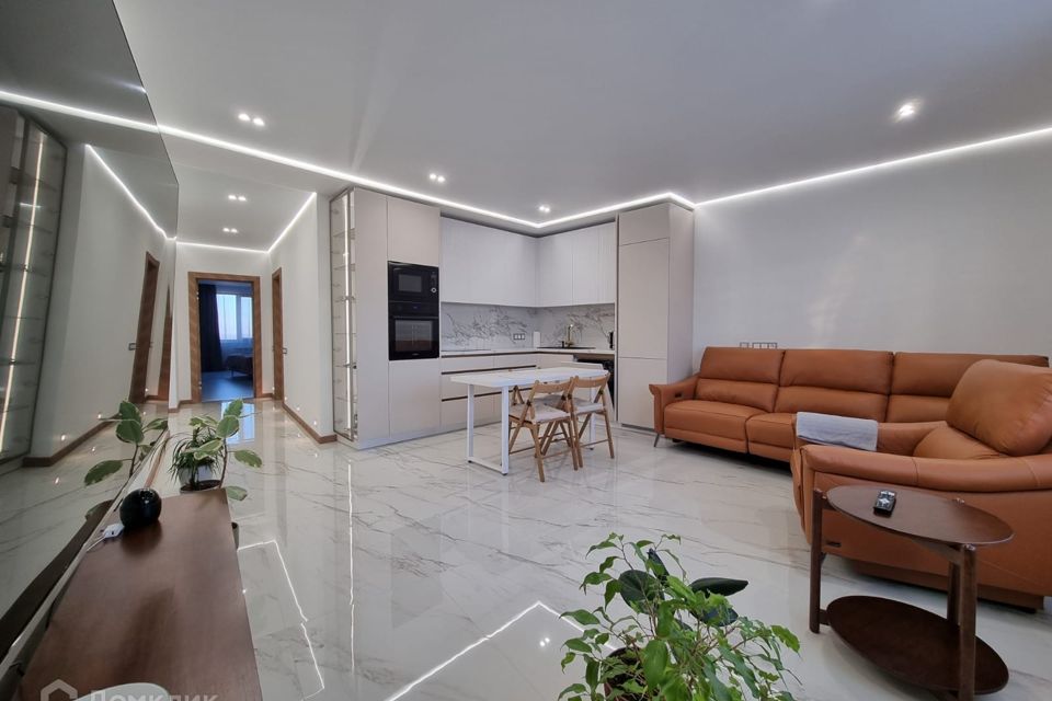 Продаётся 2-комнатная квартира, 90 м²