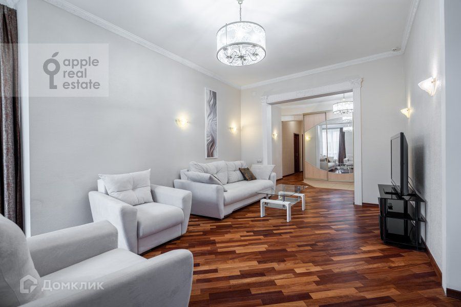 Сдаётся 3-комнатная квартира, 130 м²