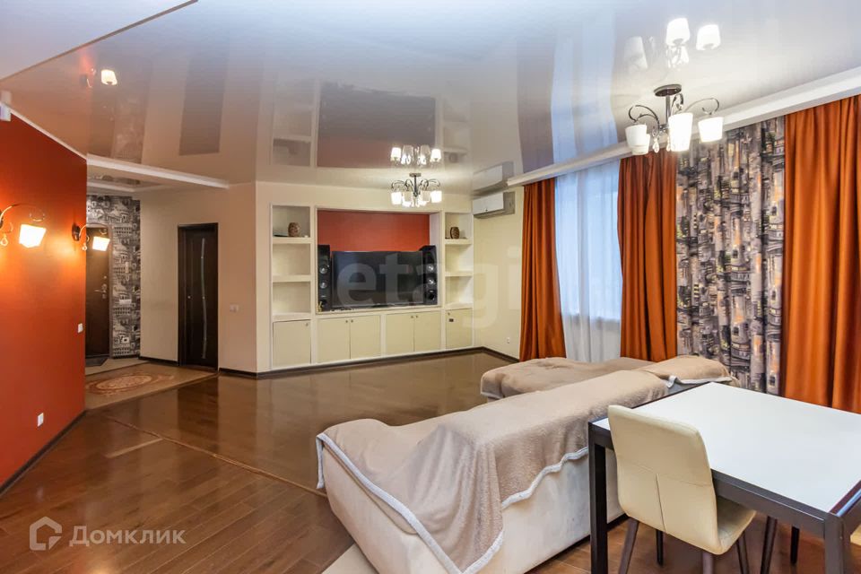 Продаётся 2-комнатная квартира, 90.2 м²