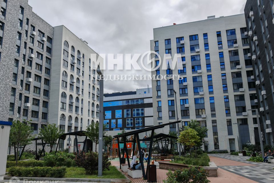 Продаётся 1-комнатная квартира, 42 м²