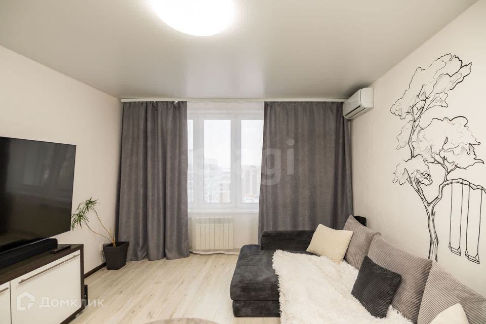 Продаётся 1-комнатная квартира, 40.7 м²