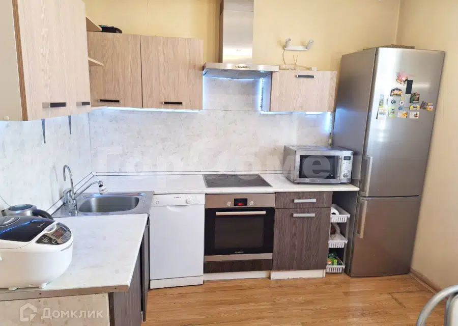 Продаётся 4-комнатная квартира, 103 м²