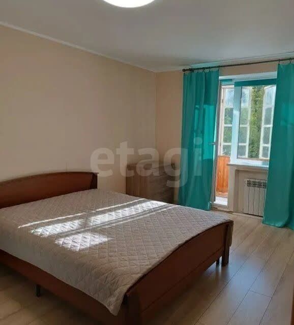 Сдаётся 2-комнатная квартира, 57 м²
