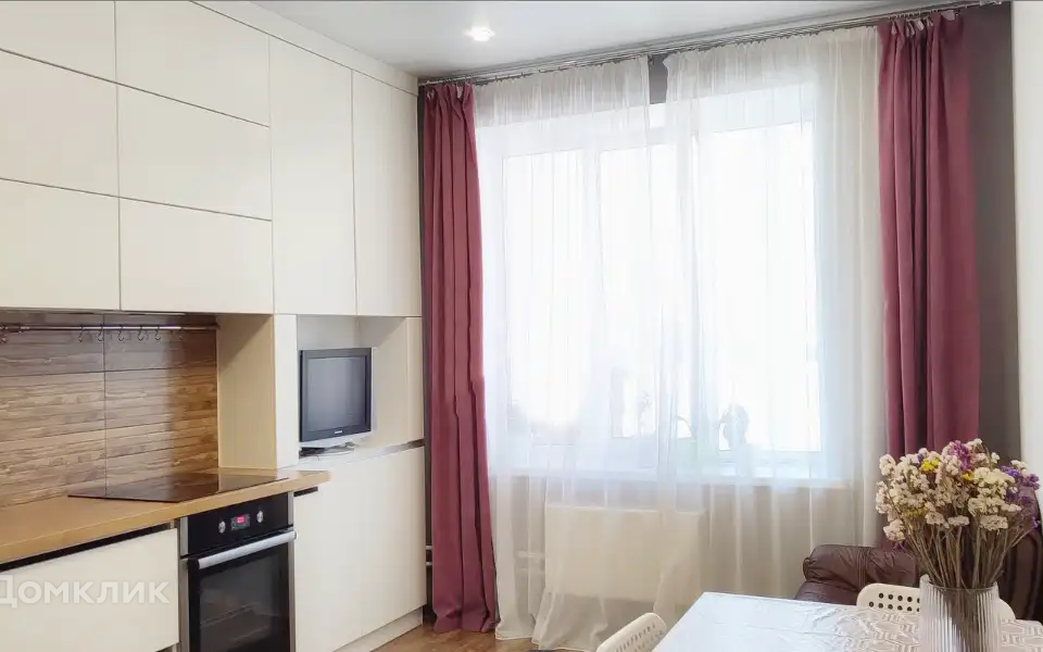 Продаётся 3-комнатная квартира, 75.9 м²