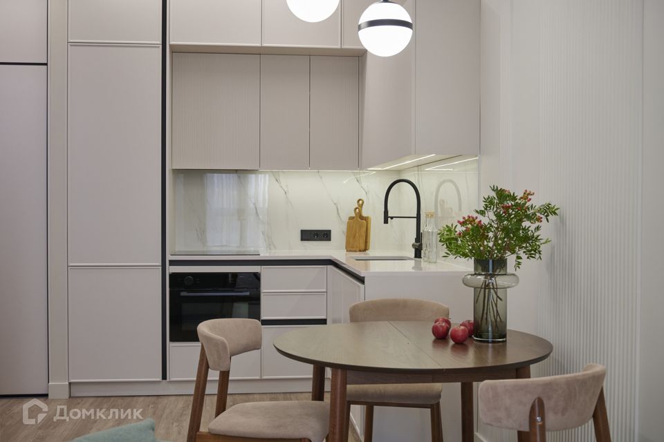 Продаётся 2-комнатная квартира, 53 м²