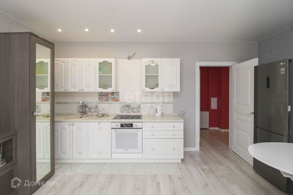 Продаётся 1-комнатная квартира, 52.3 м²