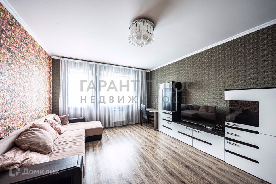 Сдаётся 2-комнатная квартира, 75 м²