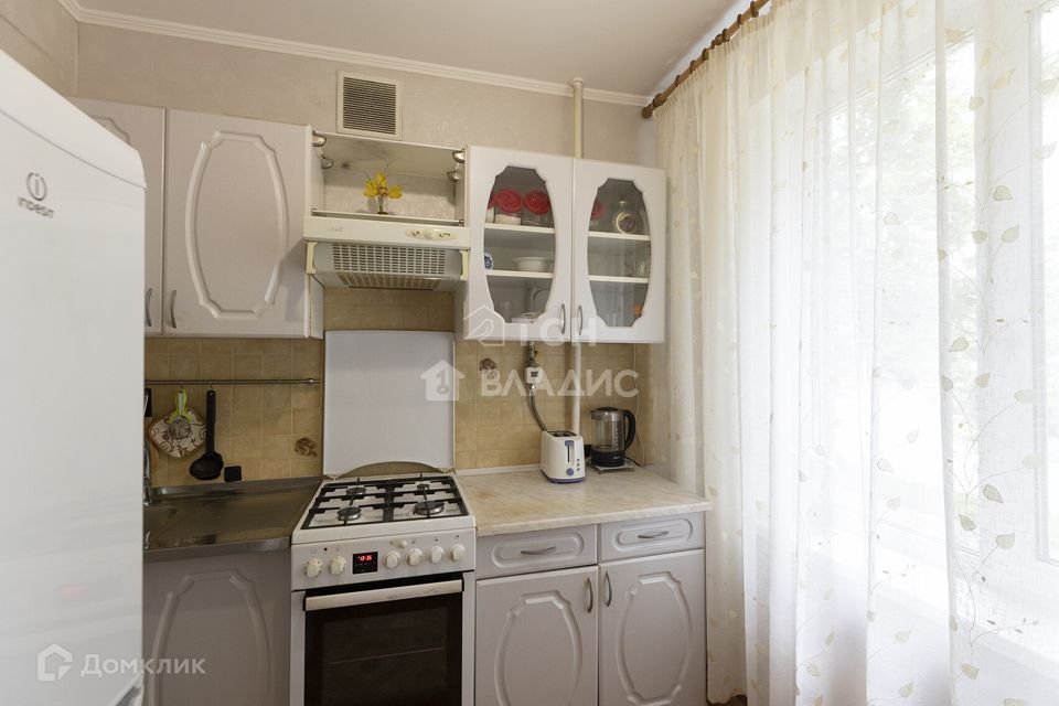 Продаётся 2-комнатная квартира, 43.8 м²