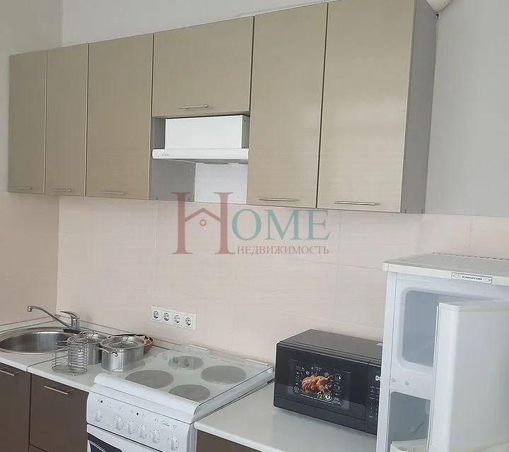 Сдаётся 2-комнатная квартира, 69 м²