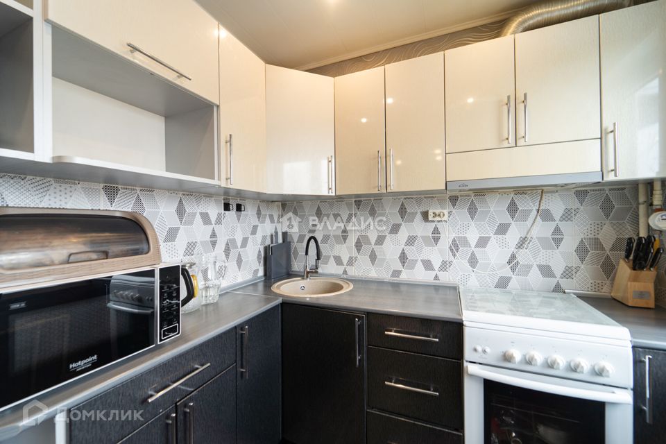 Продаётся 2-комнатная квартира, 48.5 м²