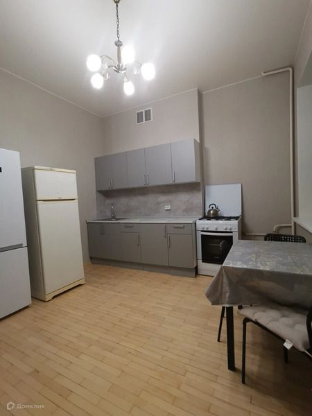 Сдаётся 1-комнатная квартира, 51.2 м²