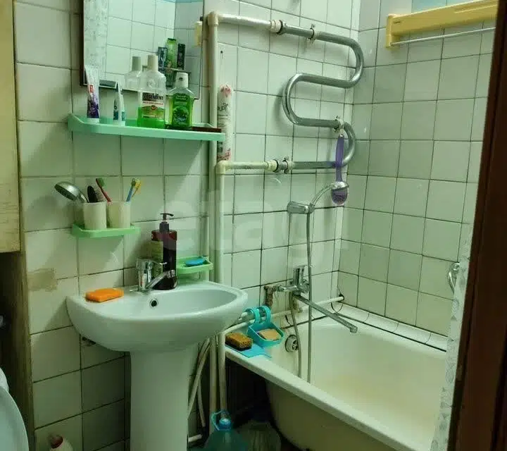 Продаётся 2-комнатная квартира, 42.4 м²